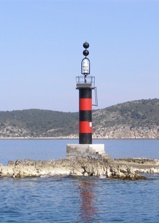 balise-danger-isole-code-cotier