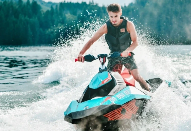 permis-jet-ski-la-grande-motte