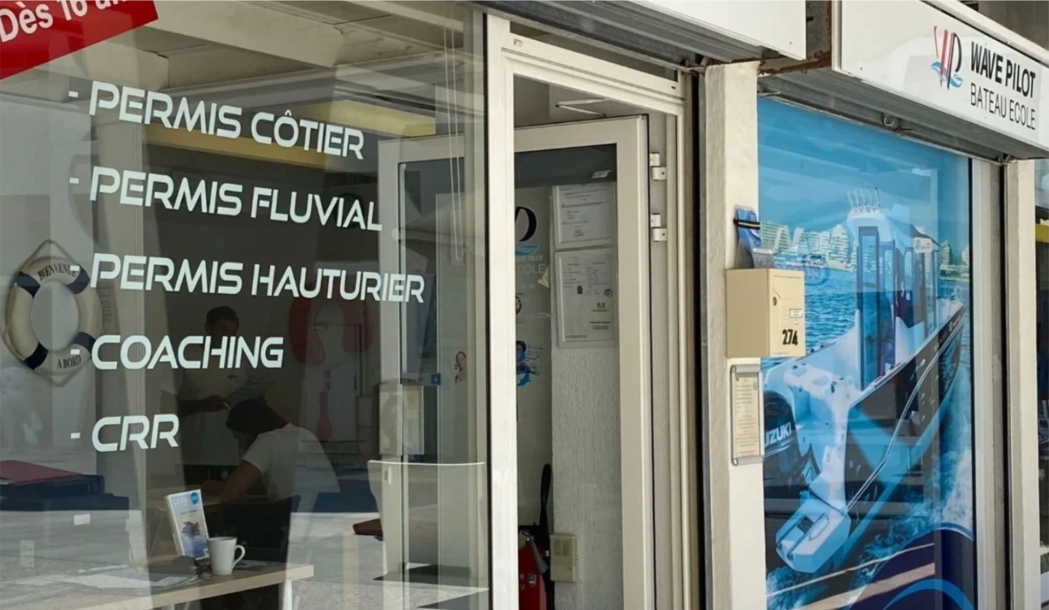Bienvenue chez Wave Pilot, votre partenaire confiance pour réussir votre permis bateau.
